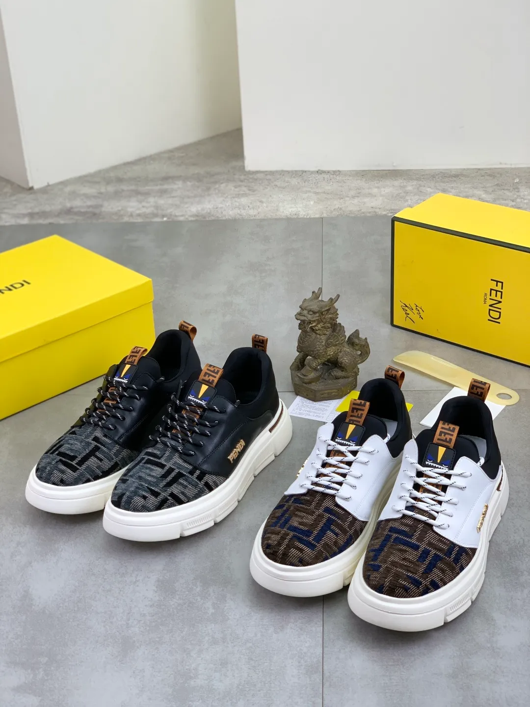 ​Men's shoes 💰P400 💰[New style] little monster 🆘 New FENDI (Fendi) new style 🕶️🕶️Simple routing effect, showing an elegant and cool driving shoe 🎬Using imported calfskin + first-layer pigskin lining🐂Excellent material🎬Detailed workmanship 🤗Comfortable foot feel➰➰. ​Pair it with any outfit to show your taste and temperament, low-key luxury ♻️Design ​simple and elegant ​noble and fashionable 🍃​Very loved and favored by trendy men 💓❤️size: 38-44 2️⃣colors available